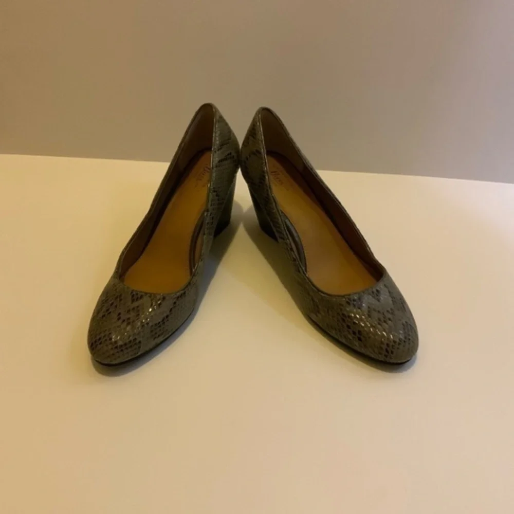 GH Bass snake print style wedges